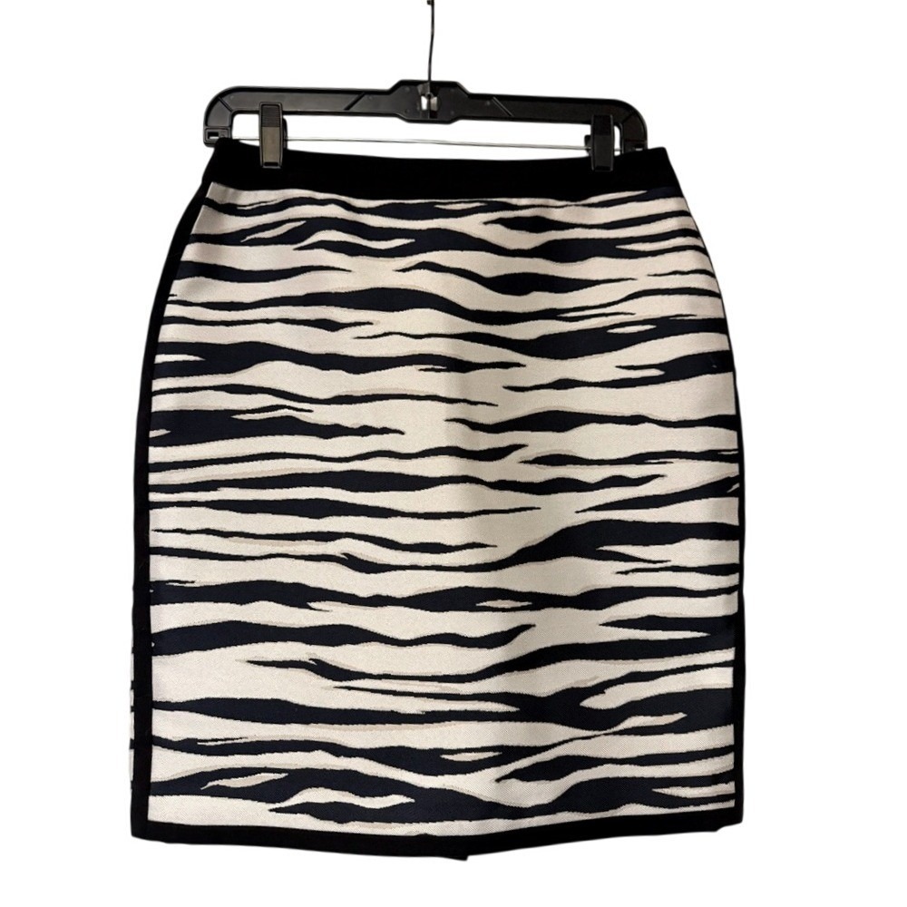 Ann Taylor Petite Zebra Print Pencil Skirt Black White 4P